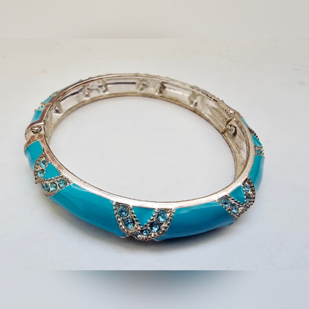 silver-tone hinged bangle bracelet Turquoise/teal enamel blue rhinestone
